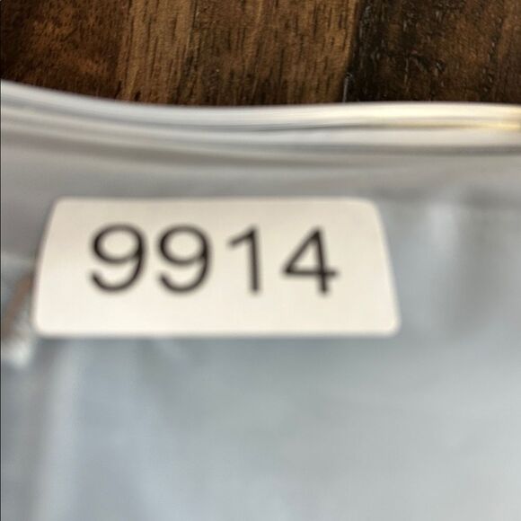 EUC Levi’s Women’s Plus Size Light Blue Classic Boot Cut Denim Jeans - Size 22 - Picture 7 of 7